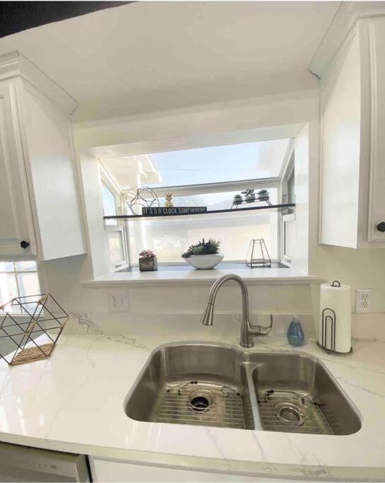 Crown Point Home W/ Cowboy Pool 2 Blocks To Bay San Diego Ngoại thất bức ảnh